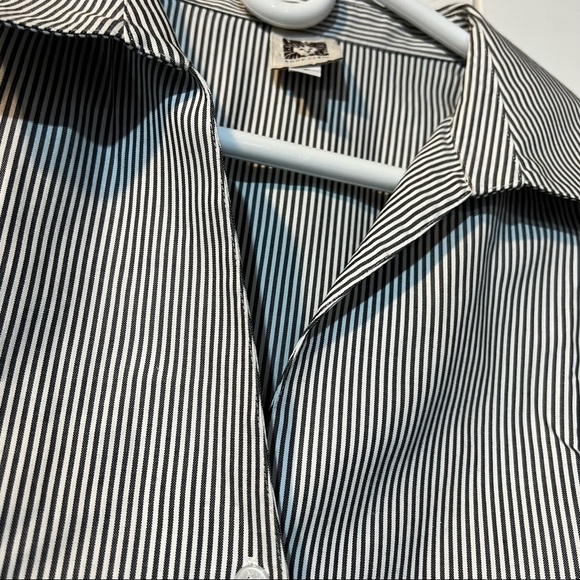 Anne Klein Button Down Shirt Size 8 - Picture 3 of 4
